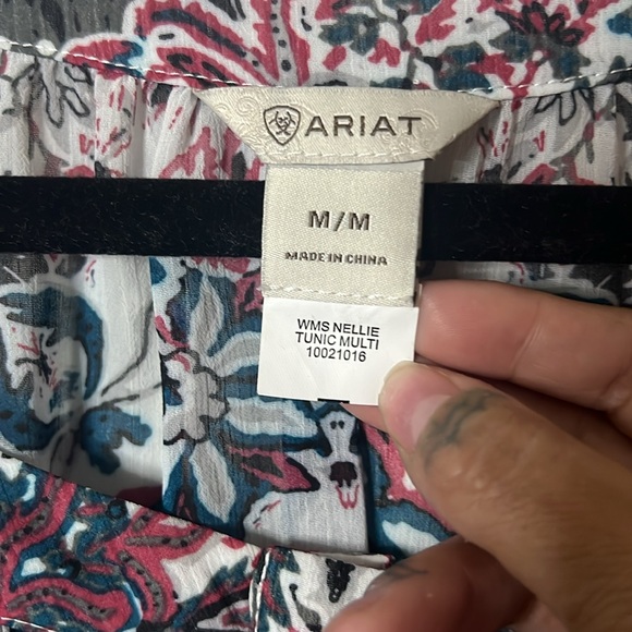 Ariat Nellie tunic, size medium. - Picture 2 of 11